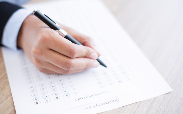 Quantas questões tem que acertar para passar no concurso público de 40 questões
