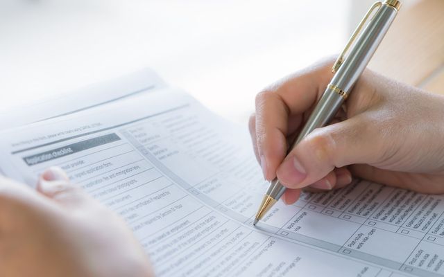 Quantas questões tem que acertar para passar no concurso público de 50 questões